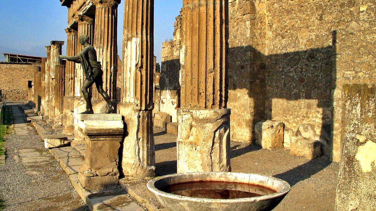 Sorrento Coast & Ancient Pompeii